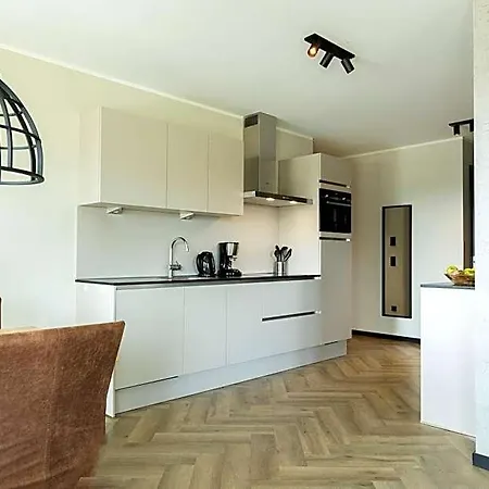 Astenblick With Sauna Aparthotel 4*